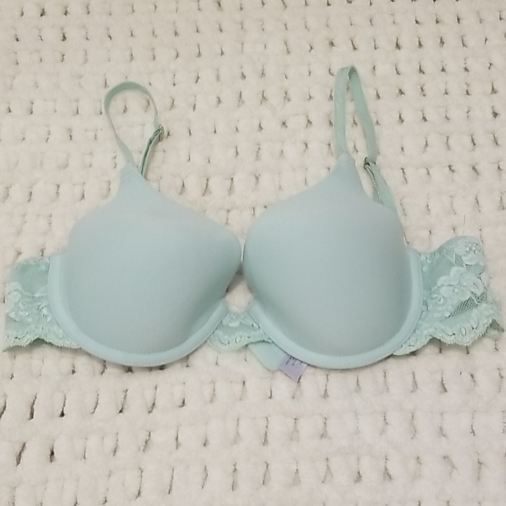Victoria's Secret 34B green bra underwire adjustab